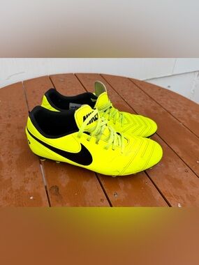 Nike Tiempo Soccer Shoe